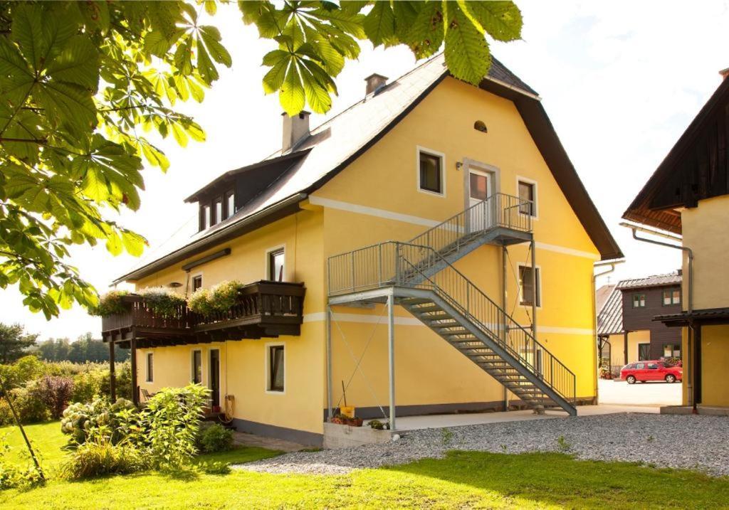 Privatzimmer Familie Pair/Schmoll Spital am Semmering Luaran gambar