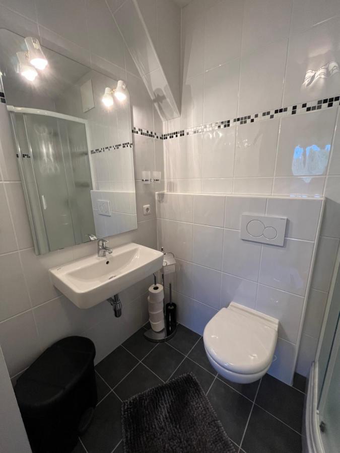 Privatzimmer Familie Pair/Schmoll Spital am Semmering Bilik gambar