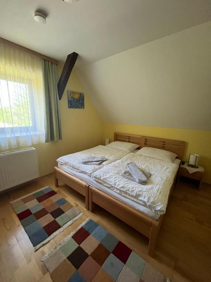 Privatzimmer Familie Pair/Schmoll Spital am Semmering Bilik gambar