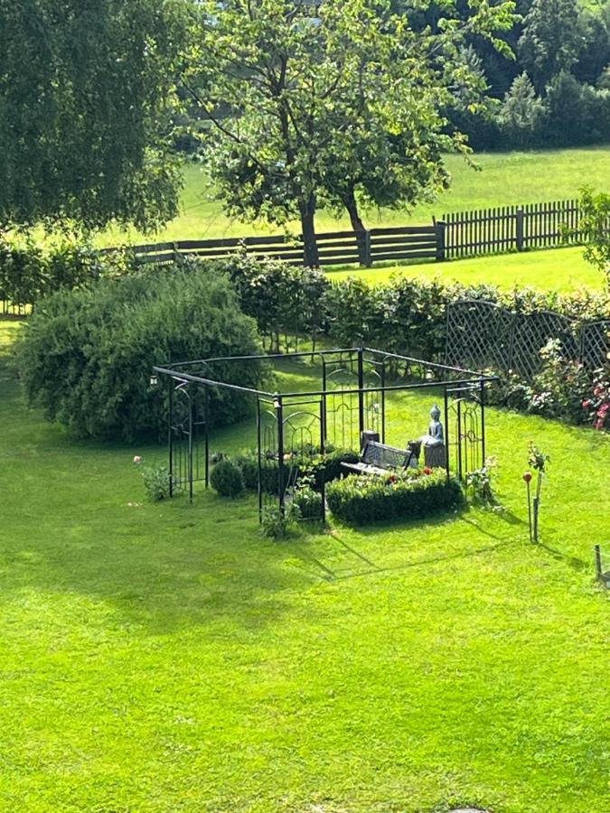 Privatzimmer Familie Pair/Schmoll Spital am Semmering Luaran gambar